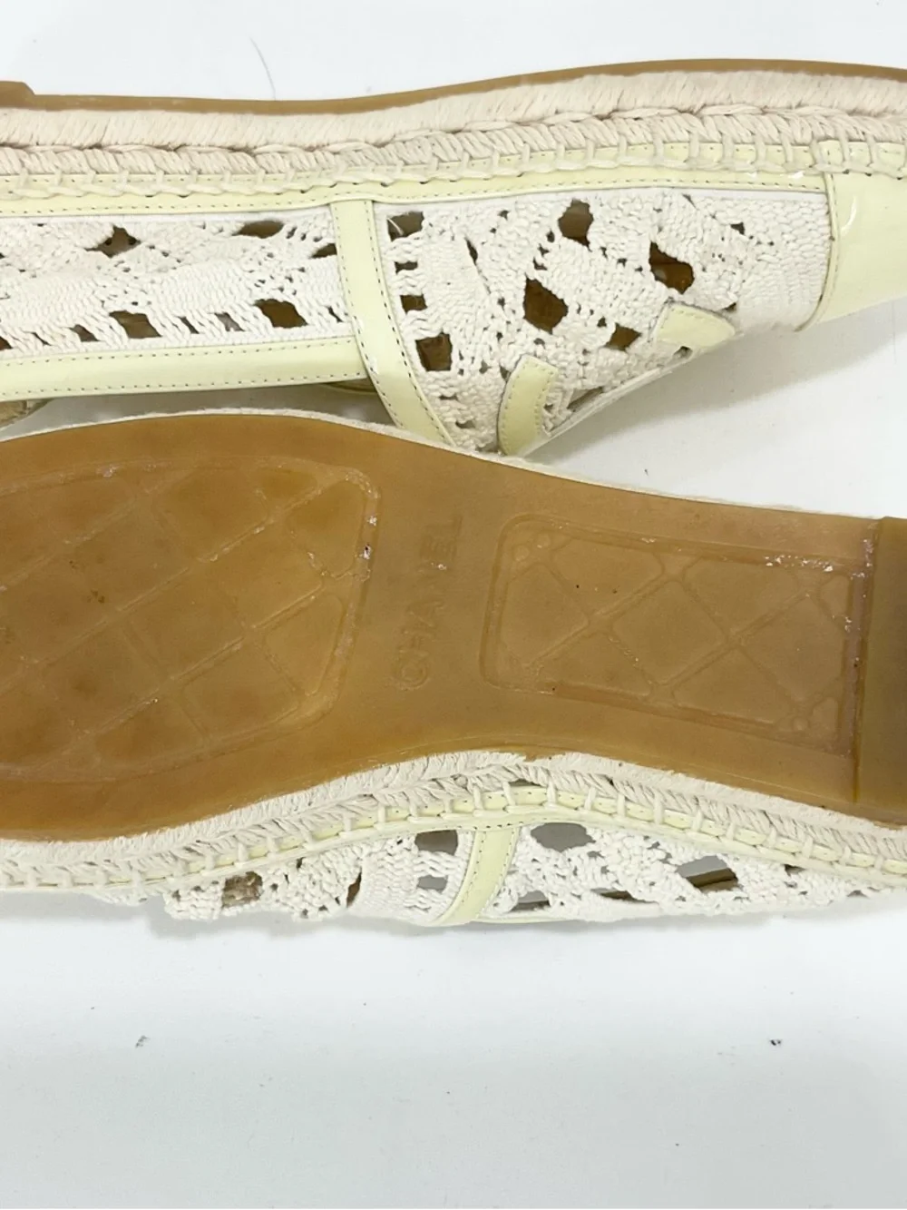 CHANEL Cream Crochet Espadrilles with Pale Yellow Patent Trim Size 40 - Picture 12 of 13